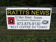 Ratti's News, Sussex sponsor sign